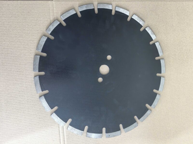 Small Saw Blade Segment (Flat) – 8mm / 10mm / 12mm / 15mm